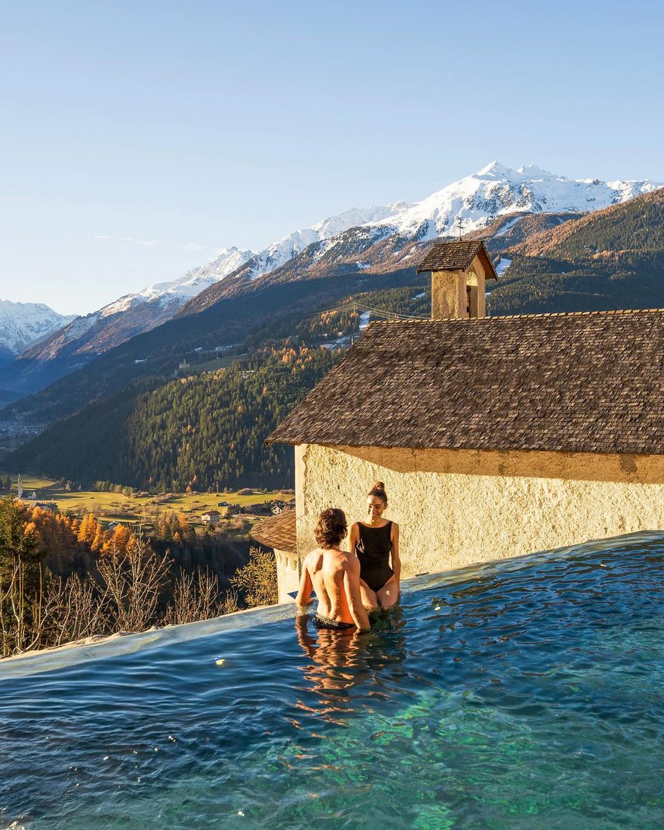 qctermespa's tweet photo. Hello, autumn! Ready to fall in love with cozy spa vibes? Let’s embrace the magic of the season together.

#qcspaofwonders https://t.co/oQnKKhgCEh