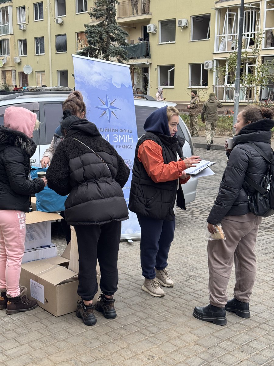 UNICEF_UA's tweet photo. Another sleepless night for children in Odesa as attacks hit the city for a third consecutive evening. 

A UNICEF and @windsofchanges mobile team provided urgent support like essential supplies and psychological first aid to affected families whose homes have been damaged. https://t.co/yDhzh8uAIo