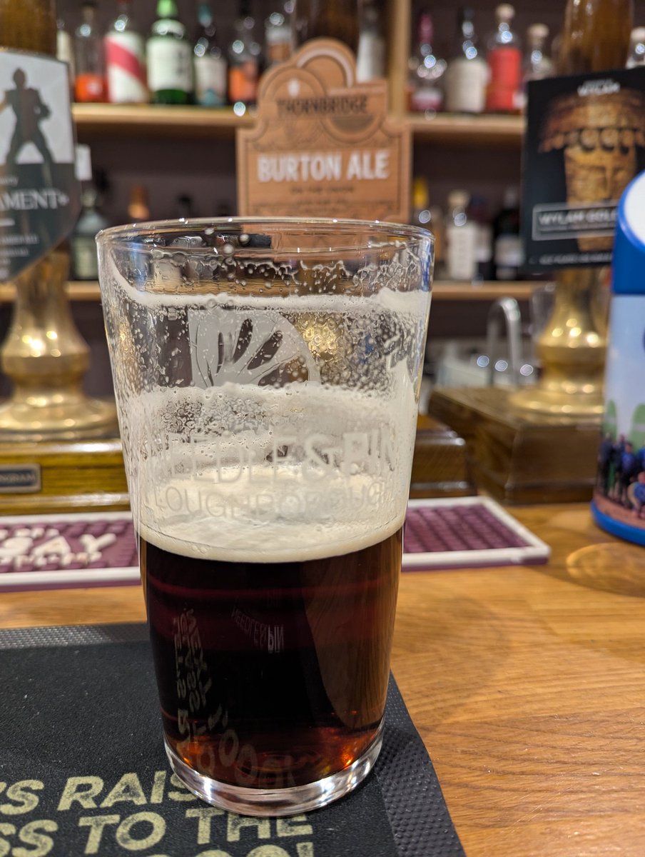 WebboDen's tweet photo. @thornbridge @theneedleandpin Wow, this is spectacular. @RogerProtzBeer have you sampled this absolutely beautiful drop? https://t.co/5sc7fiL92H