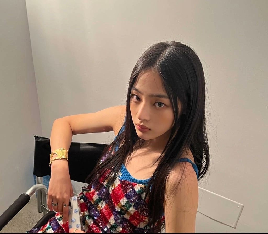 Me encuentro lista para #𝕔an𝕥𖦹uch𓊈𝐔T𝕆𝐏IA𓊉 y poder encaminarme en esta nueva aventura con estos lindos chicos. #𝐆ue𝕣ri𝐥laz𓊆到着𓊇𝐉a𝚙an está más que presente y por supuesto que ya tengo mi #𝐄𝐗𝐓𝐑𝐀·𝐒hift𝐓he𝐌ap·.

𝐁ut𝕥ërf𝑙y 音乐 ˚｡⋆ 𝐂𝖍ri𝕤