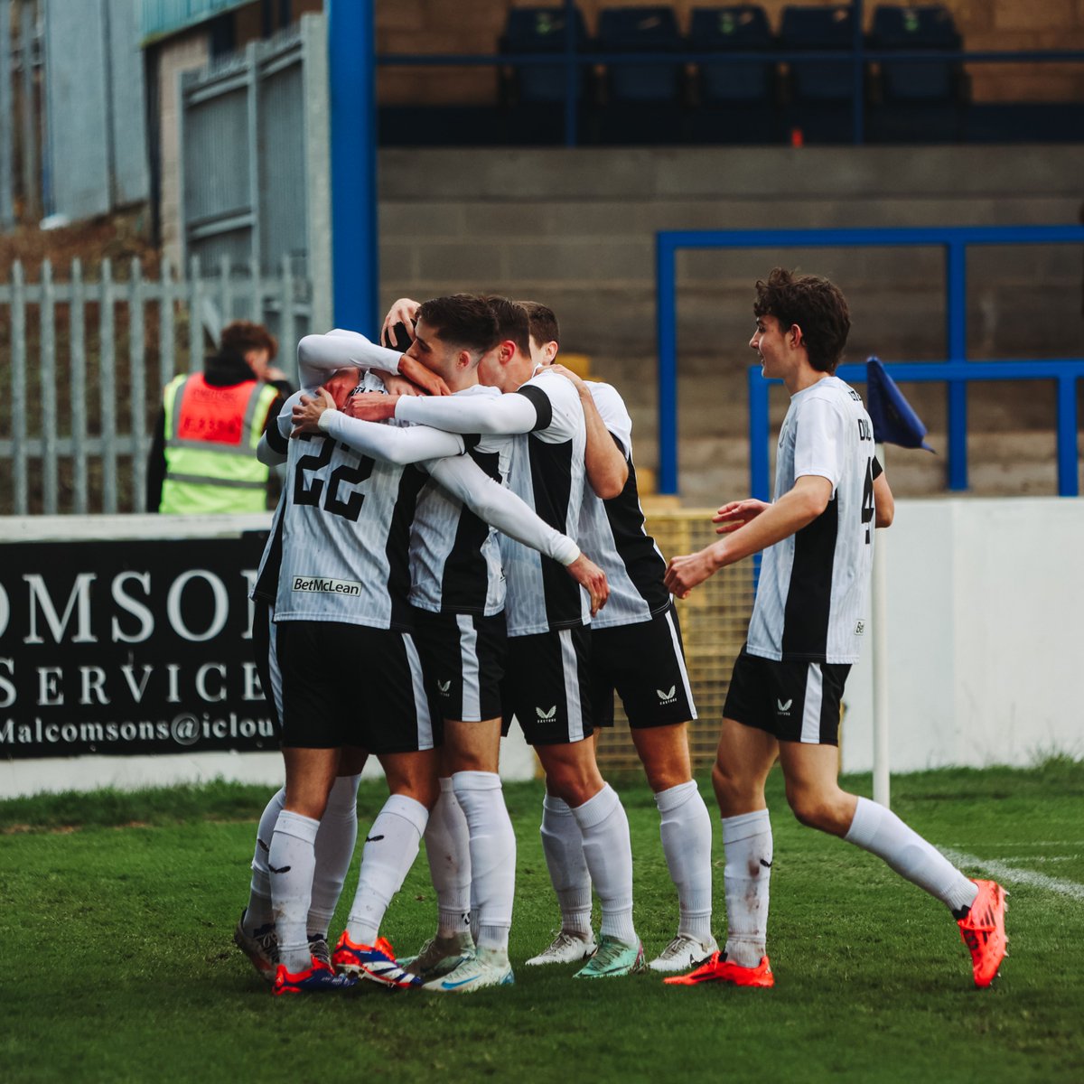 Glentoran FC tweet media