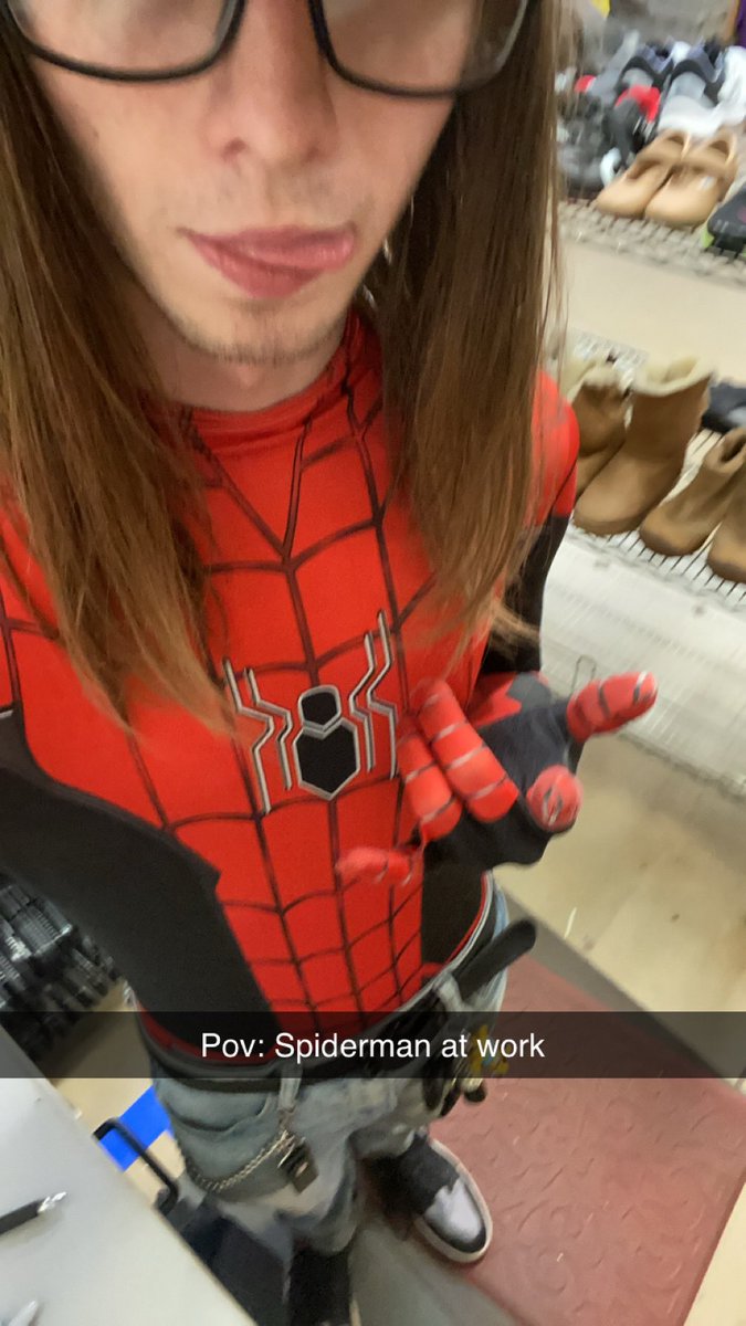 dumbbimbobird's tweet photo. I wanted to share my Halloween costume :> https://t.co/sj9dwQQBX4