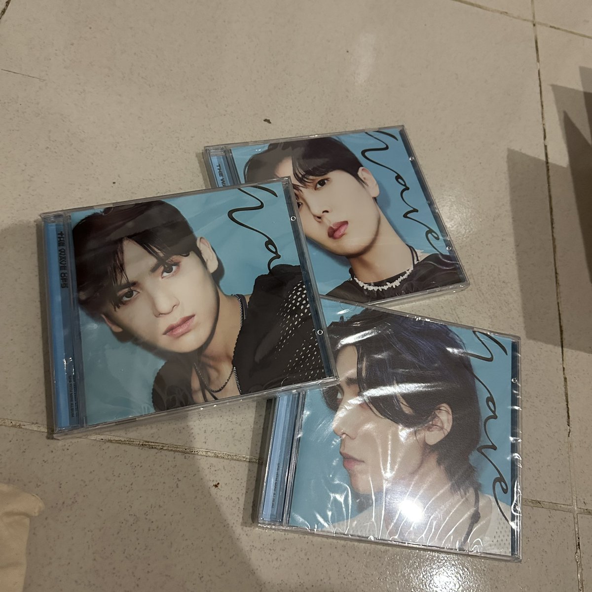 yb_dkxh's tweet photo. pcnya ternyata ada lebih dari 100😅😅 boleh di bantu abisin yaa Fantasy! Ada dari era Tear Drop sampai DWBH😆😆!!

Sama ada giveaway 3 album sealed scream (random) nanti buat 3 fantasy yg beruntung ya🤗💙

#SF9JAKARTA #KExpoIndonesia2024 #SF9 https://t.co/e9tbb10Q4P