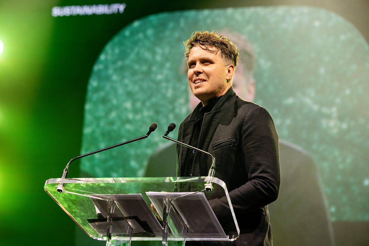 A big round of applause for the first group of #MelbourneAwards winners tonight! 👏👏👏