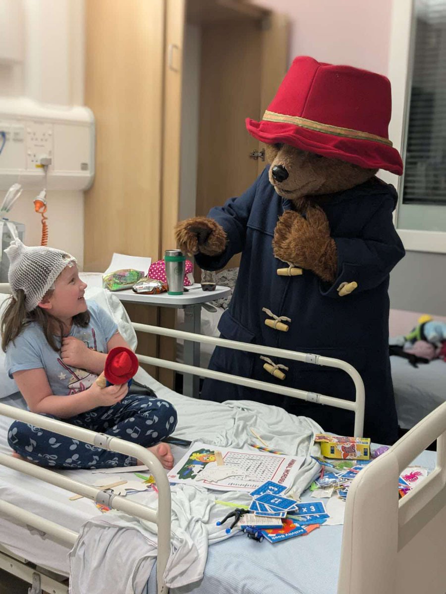 NHSGGC's tweet photo. This week, we had a very special visit from Hugh Bonneville and Paddington Bear. The pair surprised patients at the @RHCGlasgow and treated them to a special screening of Paddington in Peru at the in-hospital Medicinema. 🐻 ❤️ https://t.co/AzZDHVgFVq