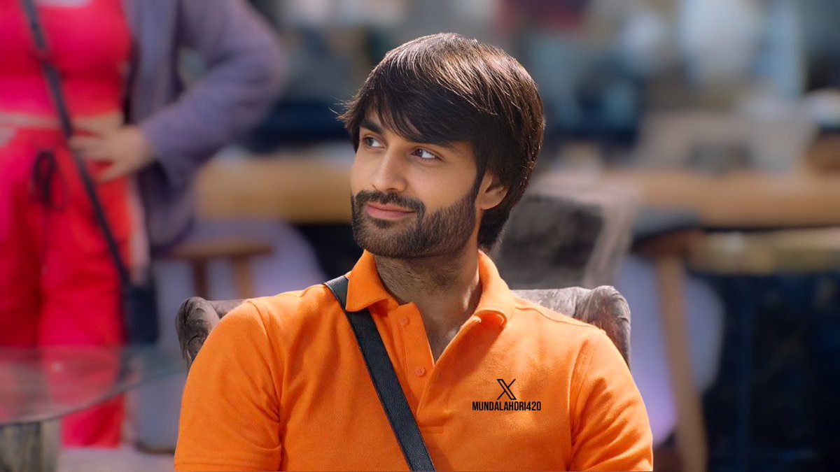 AmitOffline's tweet photo. Any Karanveer Mehra fan want to Ratio this tweet? Come &amp; face Vivian Dsena fans.

JANTA KA LADLA VIVIAN
#VivianDsena #KaranveerMehra https://t.co/E4JUcxb9QB