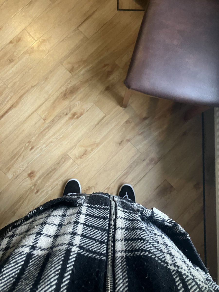 AlieSKIES's tweet photo. #whataview Our baby is fully cooked… so could be a week, could be a month! Goodness me! 🤗🥚🐣 @JerichoSKIES https://t.co/7OWVDSjaXw