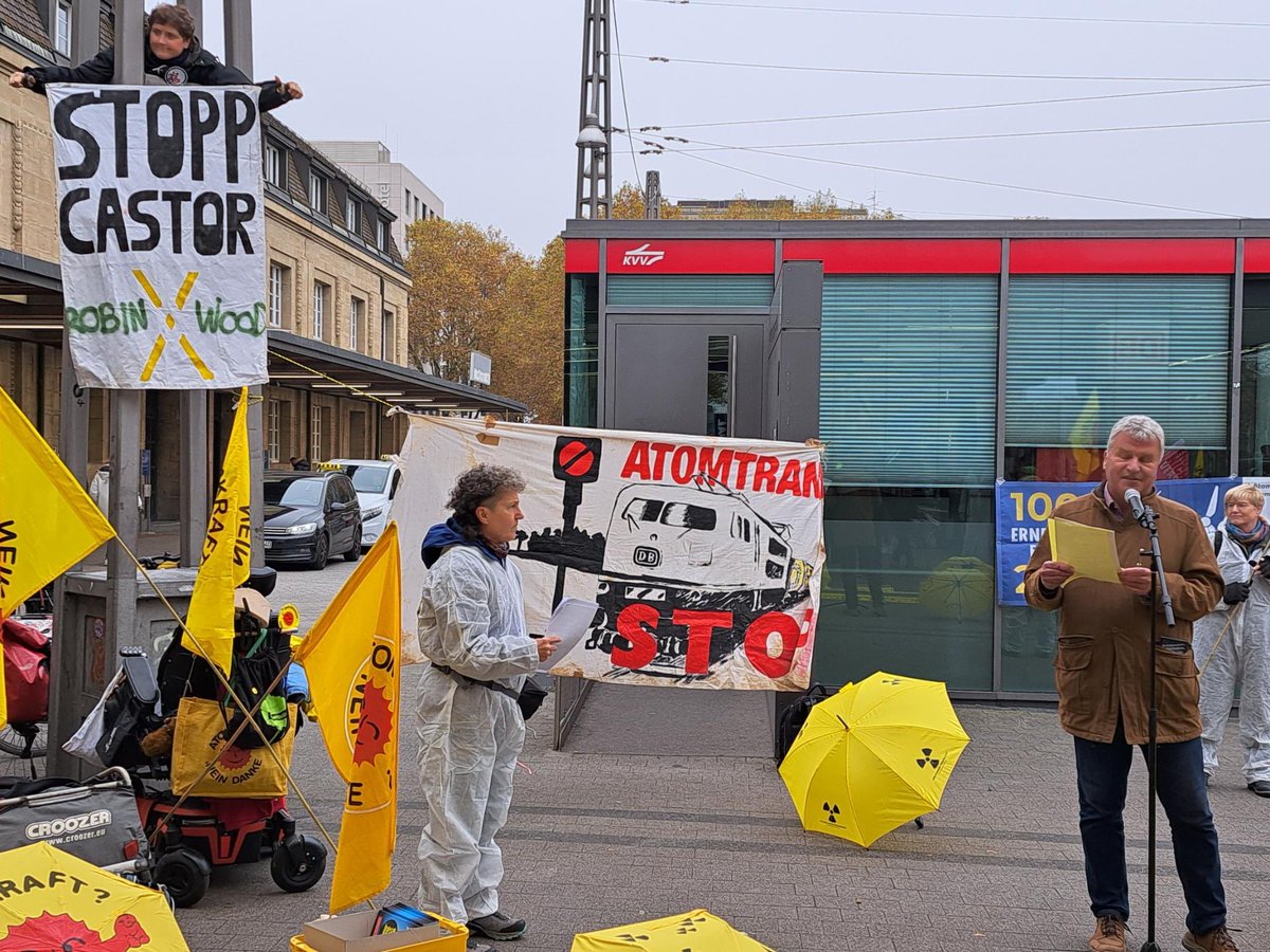 NeckarXCastor's tweet photo. Nein zum Castor-Transport von La Hague nach Philippsburg! https://t.co/4SQFL7ptMc