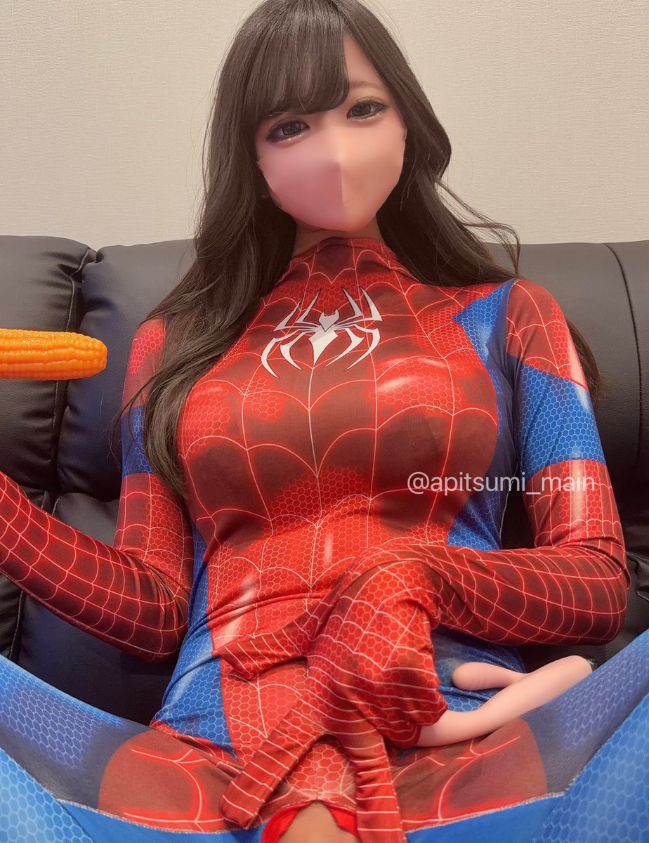1万いいねごとに1cm下が見えるよ！！

何cm下がるかドキドキ🐰💕笑 https://t.co/g9Ugn7l7um