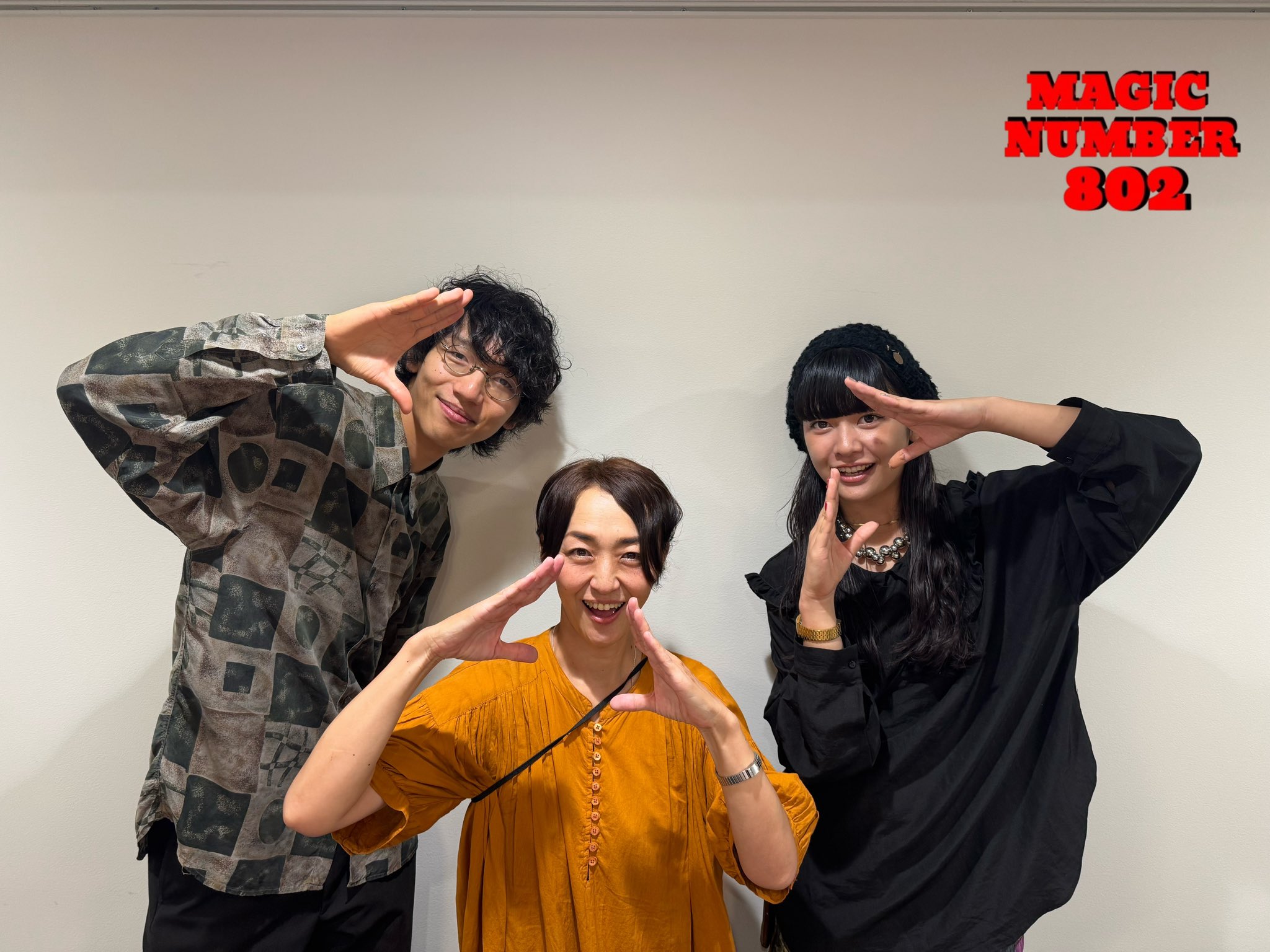 FM802 on X: 