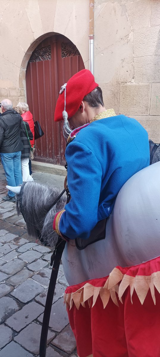 carlistasiempre's tweet image. Los zaldikos carlistas hoy en #Tafalla.
Homenaje a #Radica
#Historia del #Carlismo