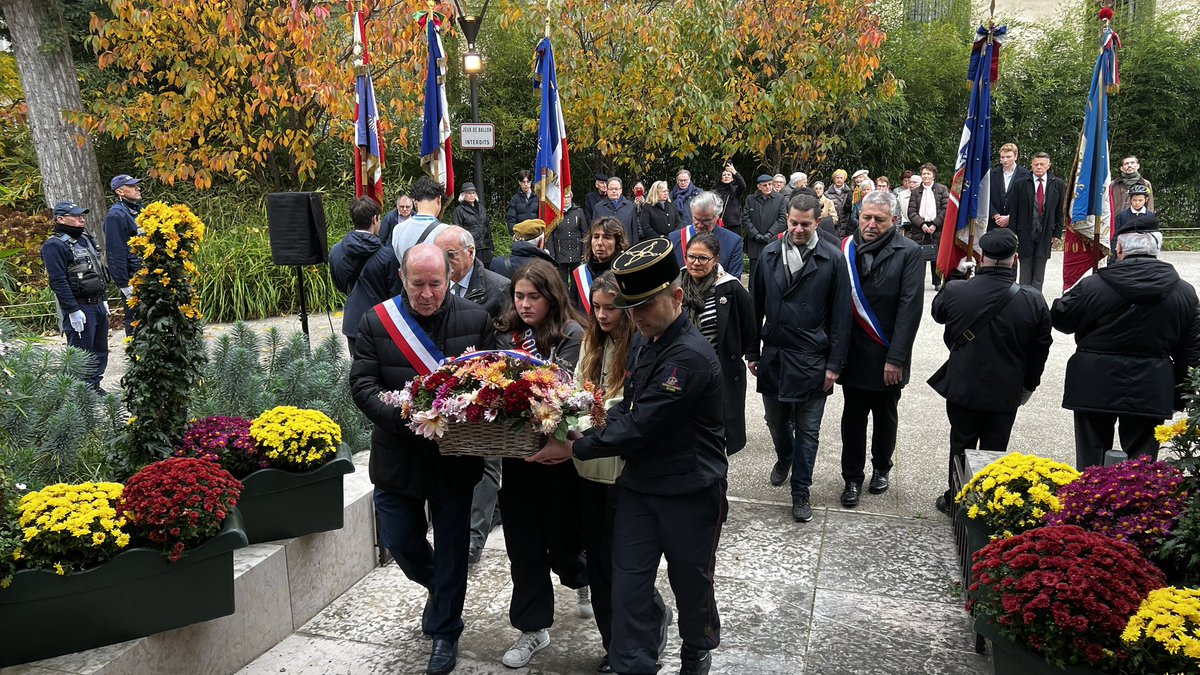 Yves Révillon tweet media