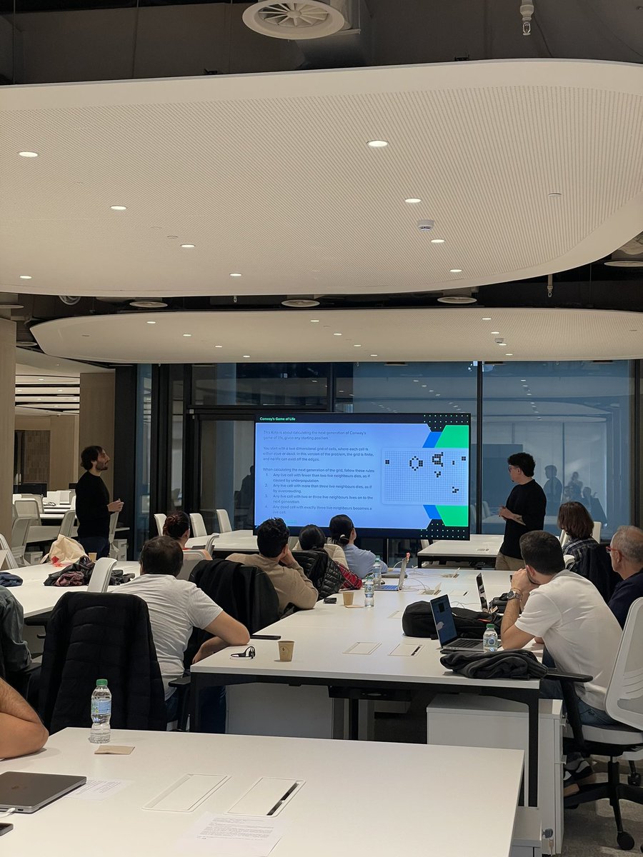 CraftersMadrid's tweet image. Hoy celebramos el Global Day of #Coderetreat en Madrid! En la primera iteración exploramos el poder del pair programming y TDD, experimentando de primera mano los beneficios del XP. Ahora a por la segunda iteración!

Gracias @Iberia y @codurance_ES por hacerlo posible!🚀