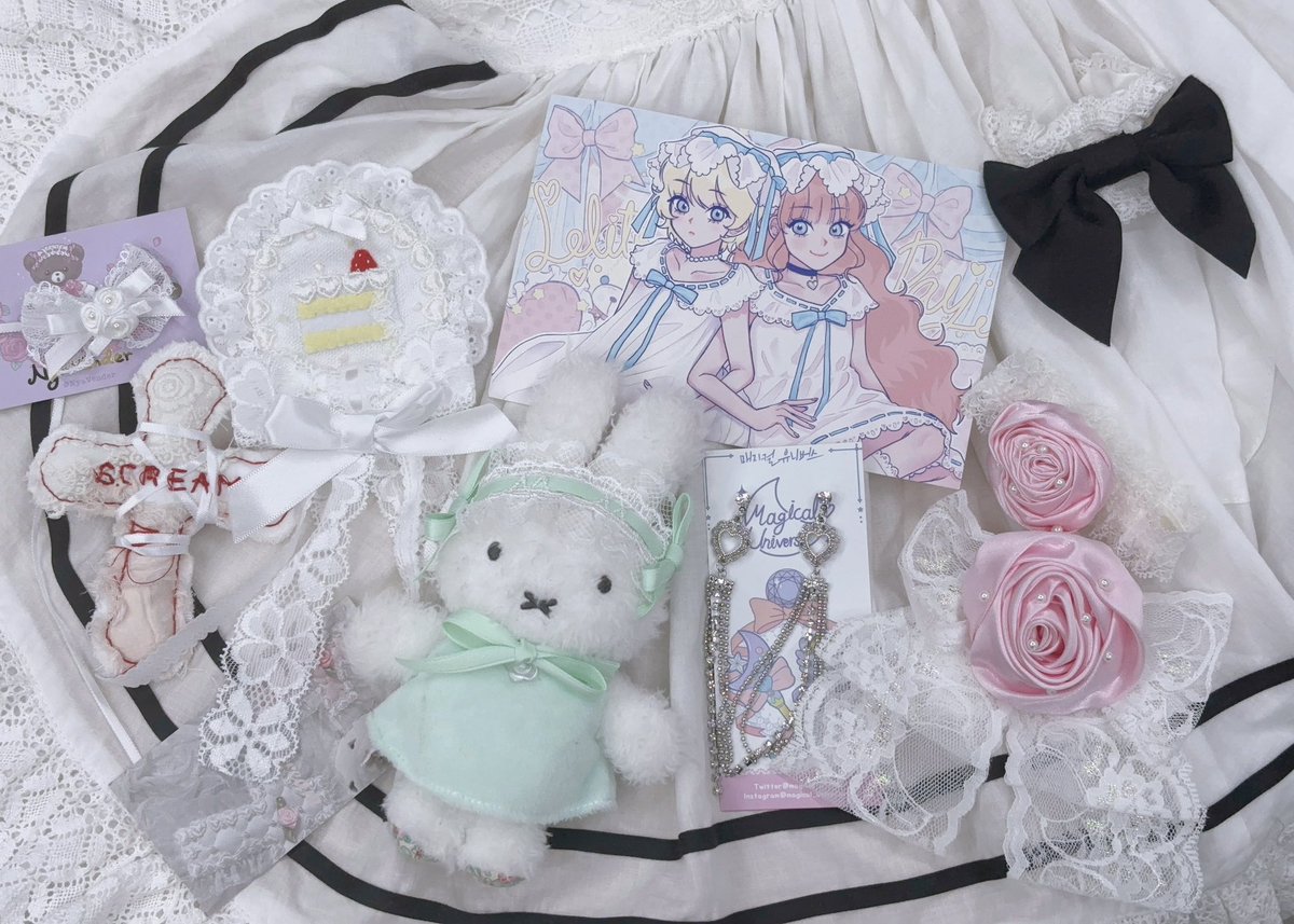 로리타 데이
🖤🤍
냐벤더 스탭으로 참가했습니다🫶