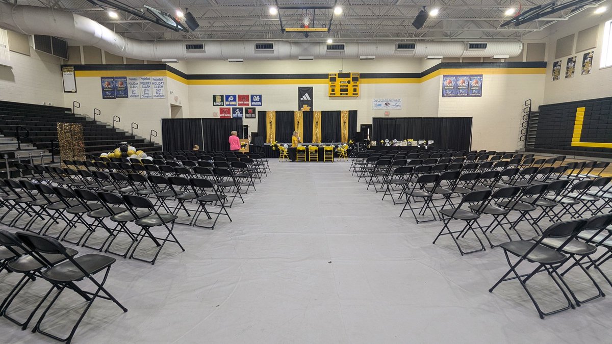 rambachsound's tweet photo. Well the echo factor is going to be a challenge not having line arrays it is a gymnasium so it is what it is #linearrays #pasetup #pageant https://t.co/NYnEms4FKs