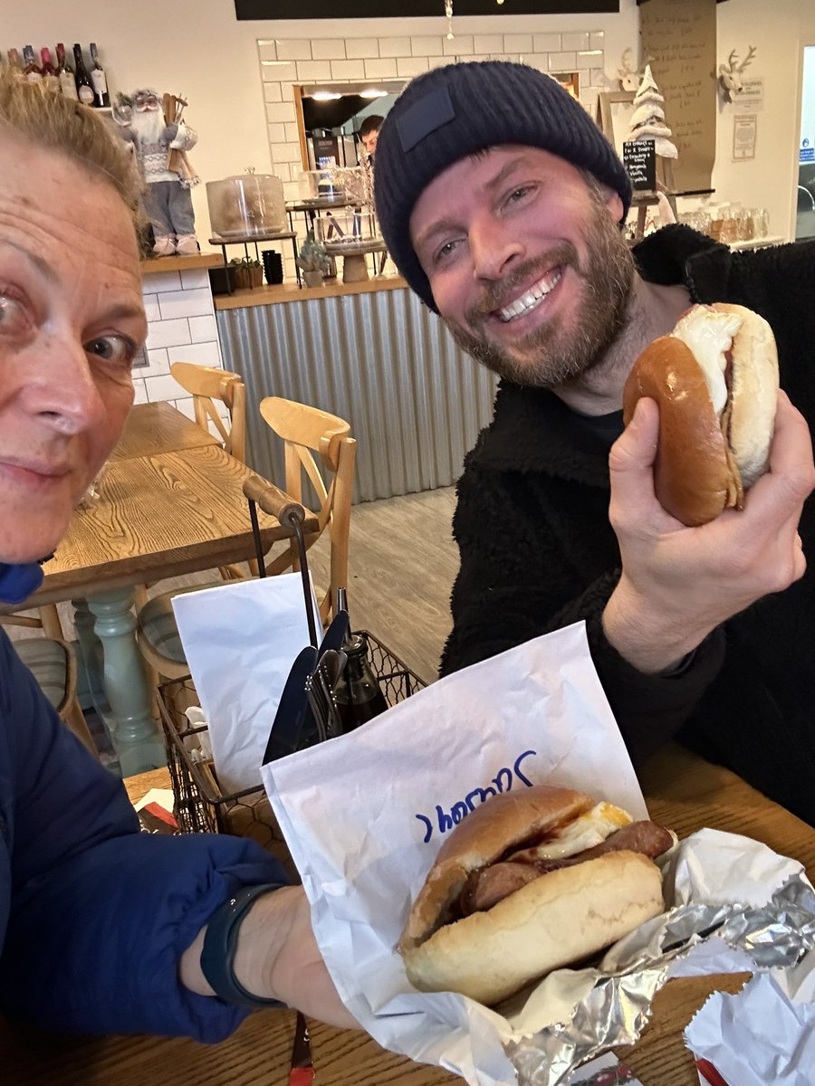 Rachel Burden tweet media