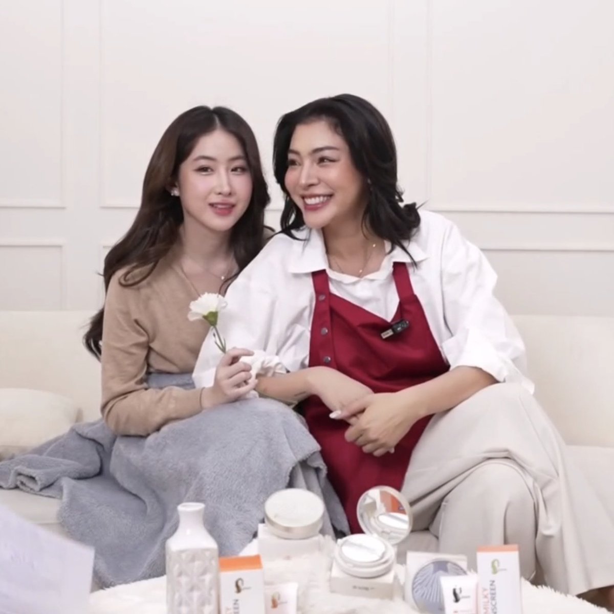 well, that's gay.

FAYEYOKO WEIBO DEAL
#CHAONANGXFAYEYOKO