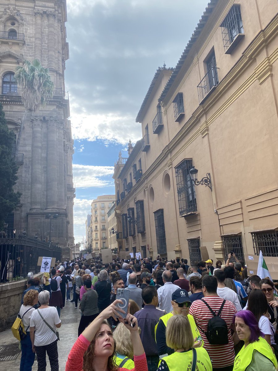 eeuufyeah's tweet photo. Empieza la manifestación #9N https://t.co/vucnENEHhS