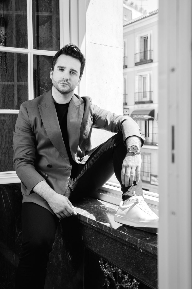 Askonas Holt (@askonasholt) on Twitter photo Toi toi toi to <a href="/xabieranduaga/">Xabier Anduaga</a> who opens at <a href="/bay_staatsoper/">BayerischeStaatsoper</a> tonight singing Edgardo in Lucia di Lammermoor.
Performances until 20 November.
Full details here: buff.ly/3ChB1UH Toi toi toi to <a href="/xabieranduaga/">Xabier Anduaga</a> who opens at <a href="/bay_staatsoper/">BayerischeStaatsoper</a> tonight singing Edgardo in Lucia di Lammermoor.
Performances until 20 November.
Full details here: buff.ly/3ChB1UH