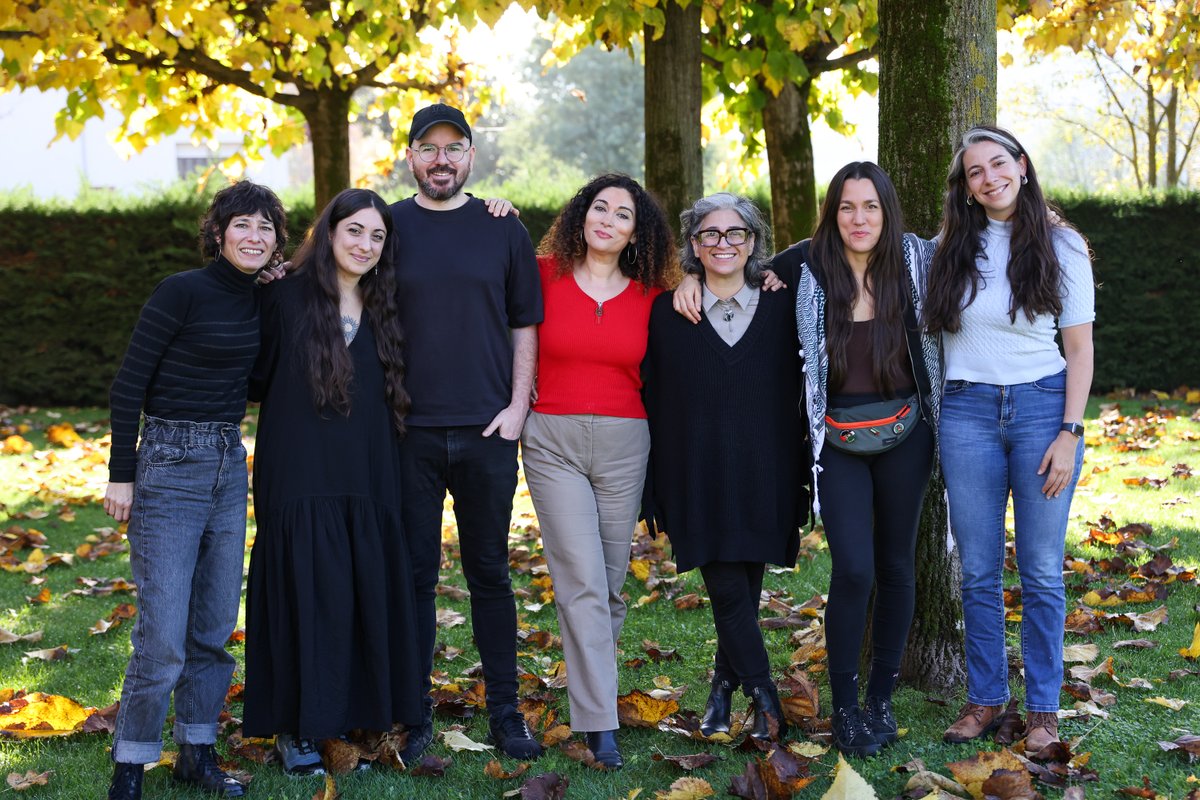 faberllull (@faberllull) on Twitter photo A <a href="/faberllull/">faberllull</a>, seguim amb 'Democràcia en risc. Cultura i Barbàrie'!
Et presentem el segon grup de residents que reflexionen sobre l’estat de salut dels sistemes democràtics i com des de la cultura es pot respondre a amenaces i atacs a drets fonamentals.
faberllull.cat/ca/residencia.… A <a href="/faberllull/">faberllull</a>, seguim amb 'Democràcia en risc. Cultura i Barbàrie'!
Et presentem el segon grup de residents que reflexionen sobre l’estat de salut dels sistemes democràtics i com des de la cultura es pot respondre a amenaces i atacs a drets fonamentals.
faberllull.cat/ca/residencia.…