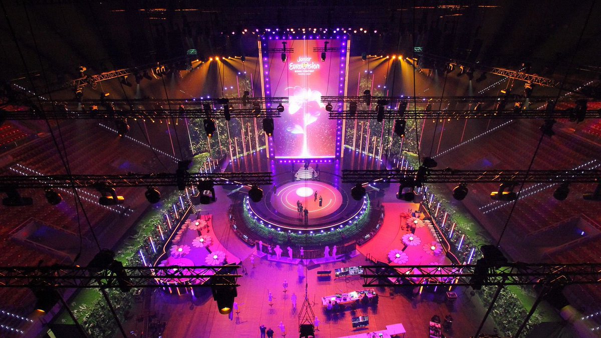 espacioeurofan's tweet image. Las primeras imágenes del escenario de Eurovisión Junior en la Caja Mágica de Madrid. ¡Esto ya empieza! #JuniorEurovision #JESC #LetsBloom 🌸