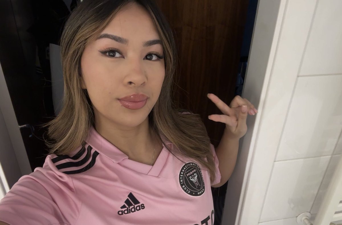 G2 amy tweet media