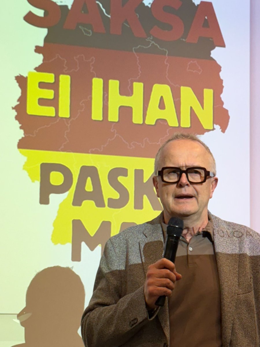 NurminenTapio's tweet photo. Tänään 35 vuotta #Berliini:n #muuri:n murtumisesta. Kirjani #Saksa-ei-ihan-paska maa 3. luku ’MURTUMATON MUURI’ käsittelee yhdistymiseen liittyvää Saksan ja saksalaisten kipuilua. Kirjasta löytyy myös kosolti taustaa ja selityksiä akuuttiin #hallituskriisi:in. https://t.co/Z8Sl5gpPzN