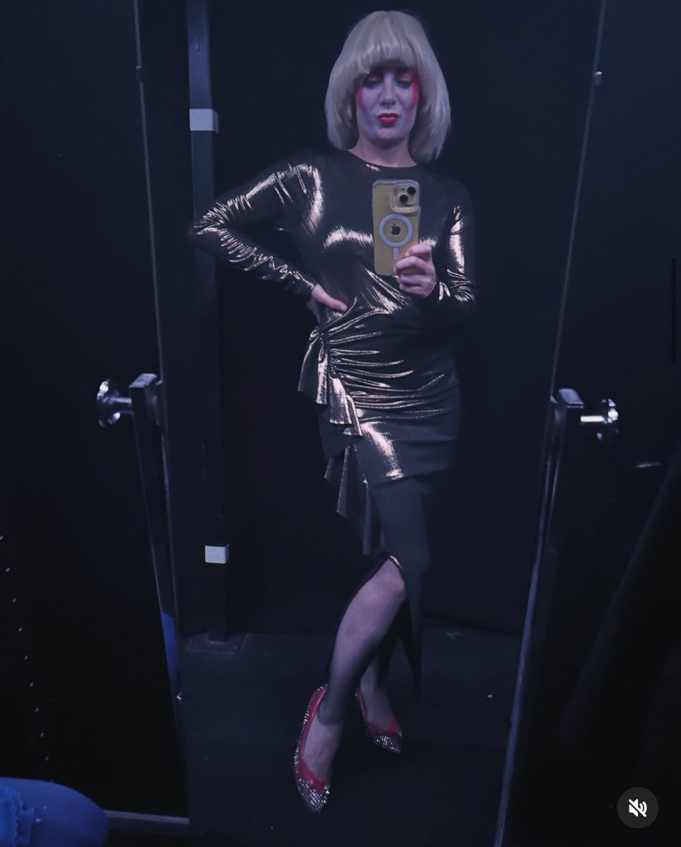 Tracey Collins tweet media