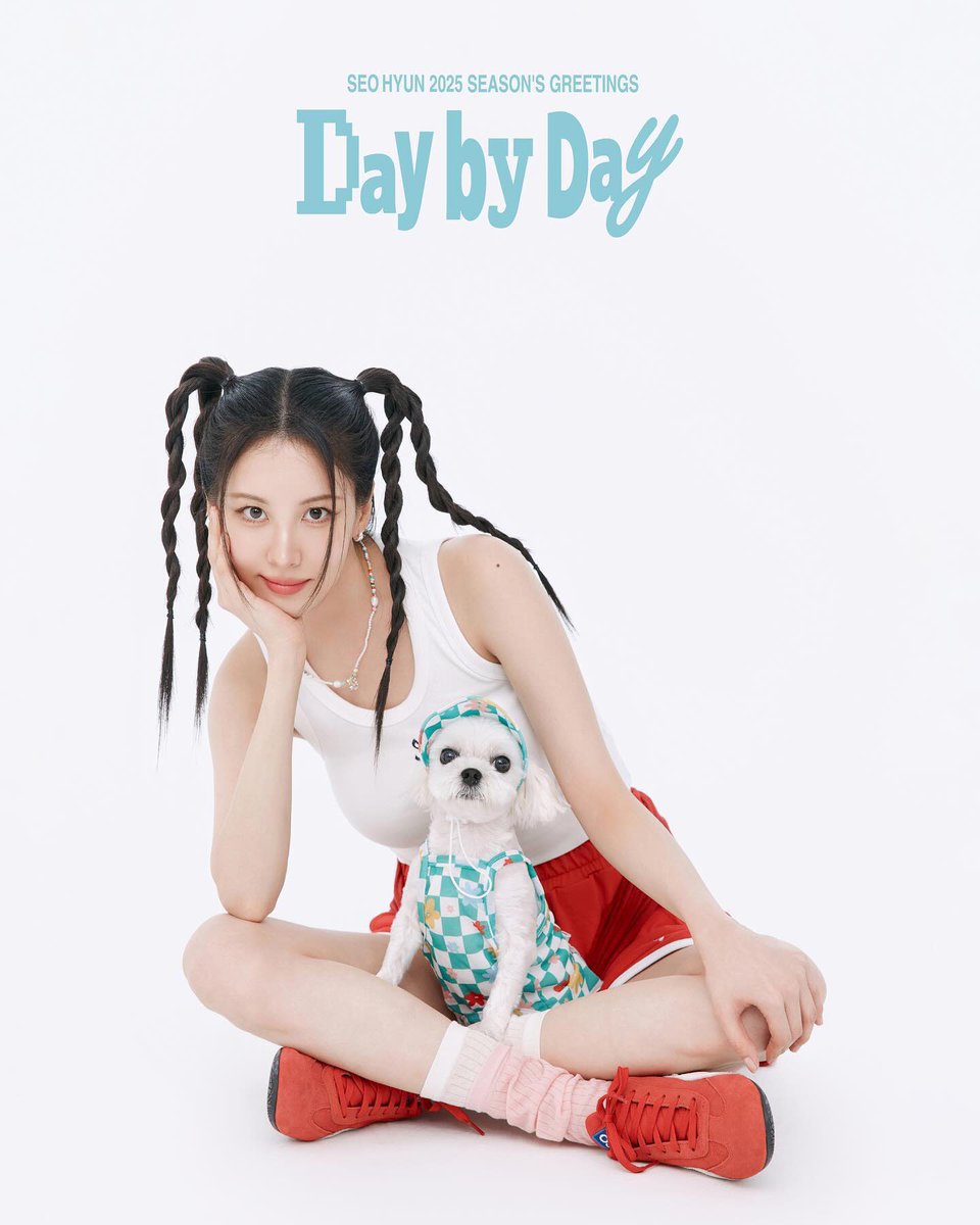 seohyunjpn's tweet photo. [Seohyun Instagram] 2025 SEASON'S GREETINGS🐶❤️
https://t.co/d50eKr5jB6 https://t.co/YnTx9dErcl