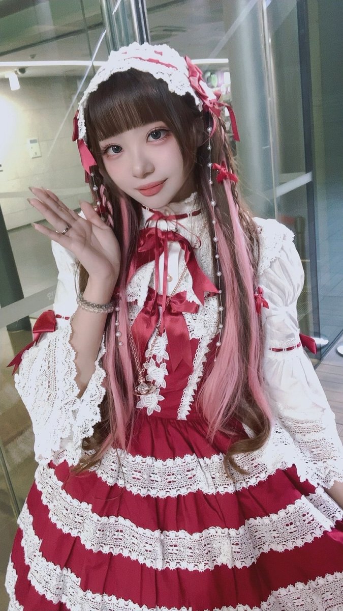 로리타데이에 입장 스태프로 다녀왔습니다❤️
귀여운 것도 잔뜩 사고, 좋은 분들을 뵈어 즐거웠어요!🥰❤️❤️

韓国ロリータイベント「ロリータデー」に
スタッフとして行ってきました❤️