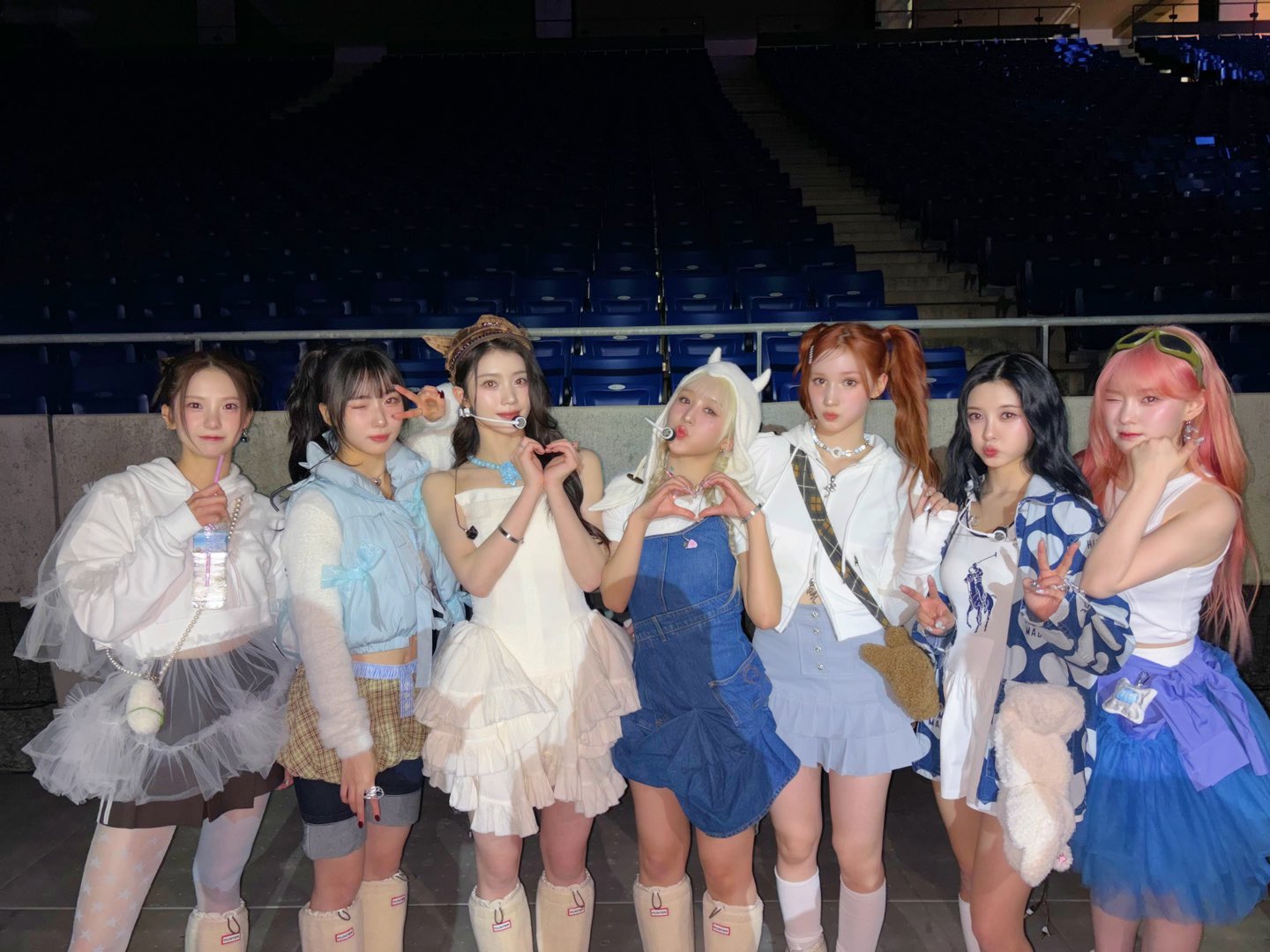 Gb8P2XAacAATwRX?format=jpg&name=large