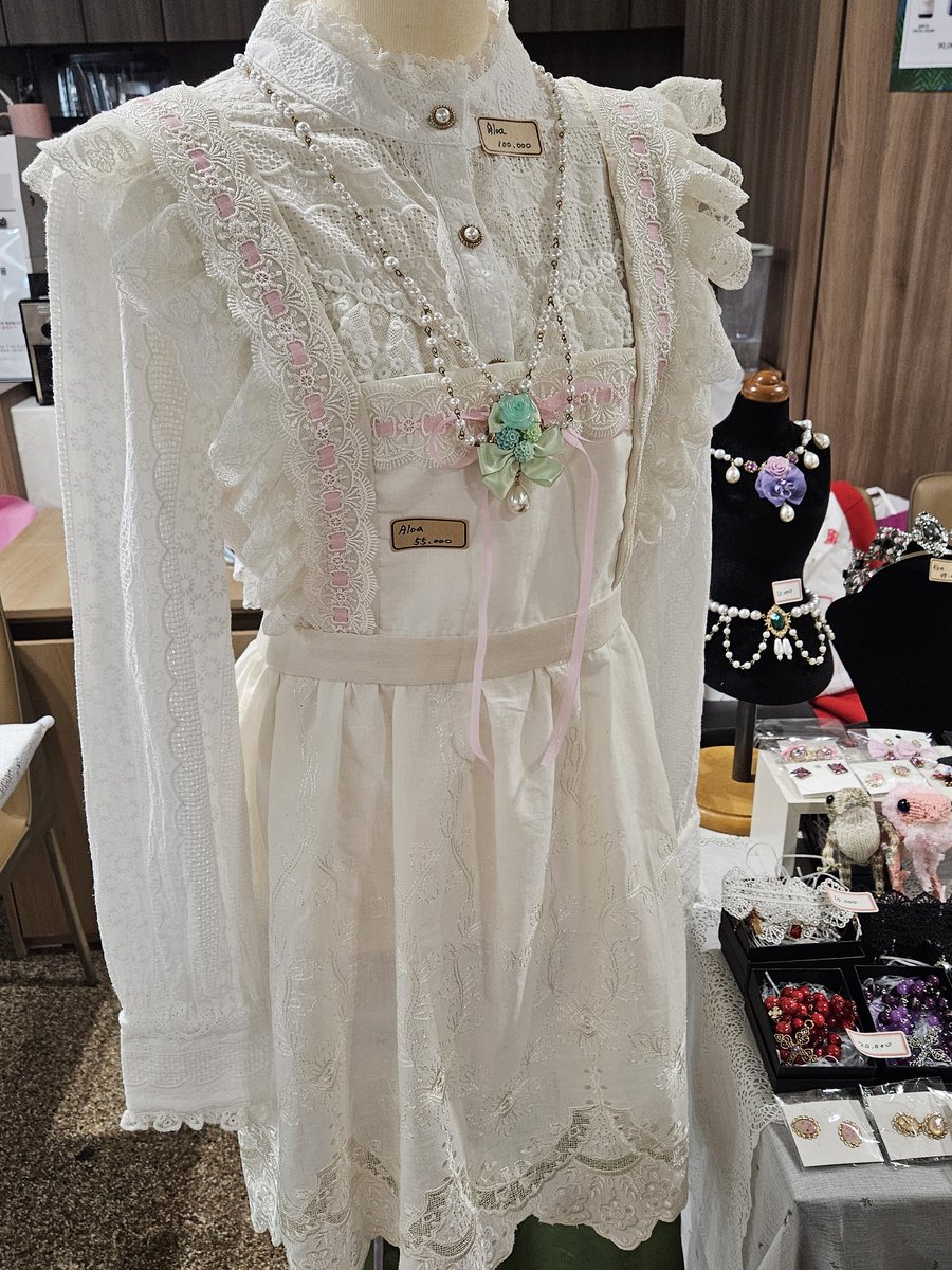 부스 찾아와주시고 구매해주신 모든 분들 감사합니다💕
너무 즐거운 행사 참가하고 주최해주셔서 감사해요💕💕