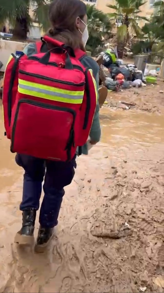 #SoVAMFiCconElPoble

SoVaMFiC y @semFYC agradecemos y reconocemos la labor realizada por los profesionales de la #AtenciónPrimaria en las zonas afectadas por la DANA.

sovamfic.net/comunicado-sob…