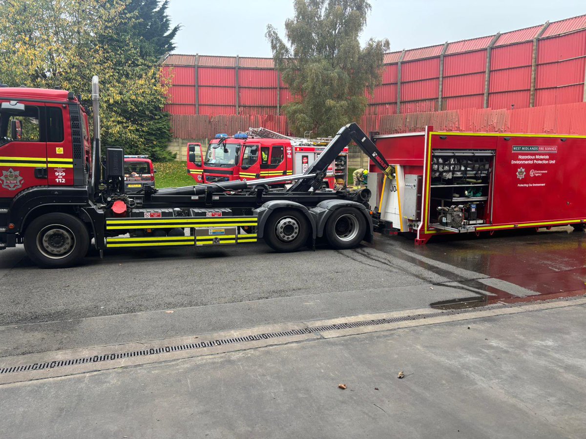 Hay Mills Fire Station (@wmfshaymills) on Twitter photo Green watch training new firefighters on Hazardous materials and environmental unit and its equipment #prepared <a href="/EnvAgencyMids/">Env Agency Midlands</a> <a href="/EnvAgency/">Environment Agency</a> Green watch training new firefighters on Hazardous materials and environmental unit and its equipment #prepared <a href="/EnvAgencyMids/">Env Agency Midlands</a> <a href="/EnvAgency/">Environment Agency</a>