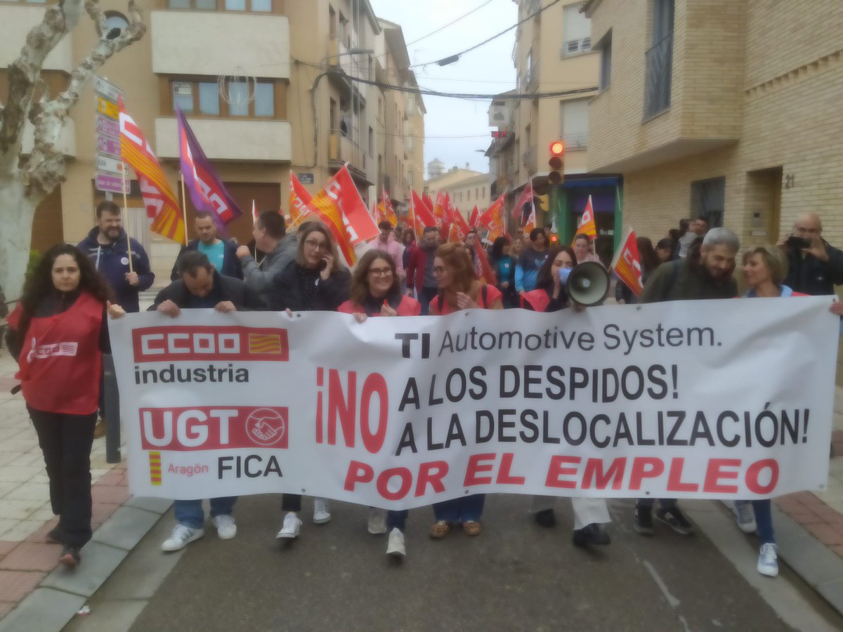 iu_aragon's tweet photo. 🔻 Junto a las trabajadoras y trabajadores de TI Automotive System en su valiente lucha contra los despidos y la deslocalización de la empresa. 
¡Siempre al lado de la clase trabajadora! ✊💪 #Solidaridad #ClaseTrabajadora
#IzquierdaUnida https://t.co/3eQrIU0UDF