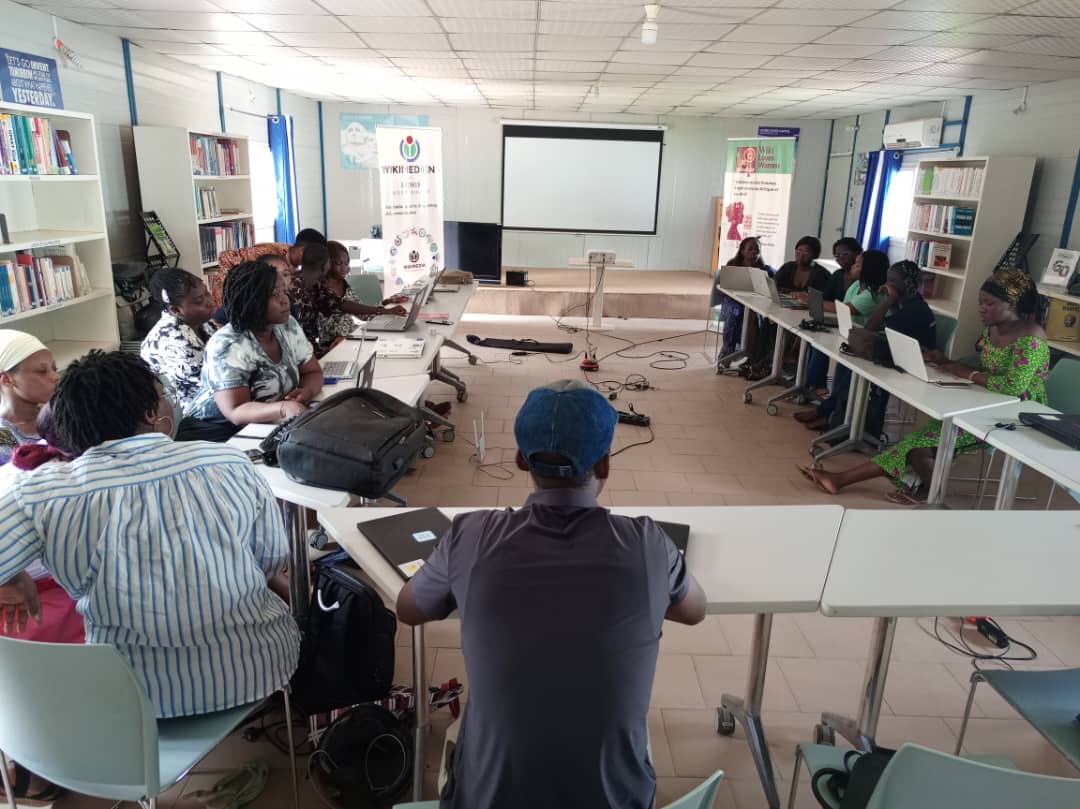 C'est le grand jour ! Aujourd'hui, nous lançons #SheSaid 2024 avec un premier atelier pour enrichir #Wikiquote avec les voix des femmes africaines. Restez avec nous pour suivre cette journée inspirante ! #WikimediaBénin #WikiFranca #Wikimedia #Team229 #Wasexo