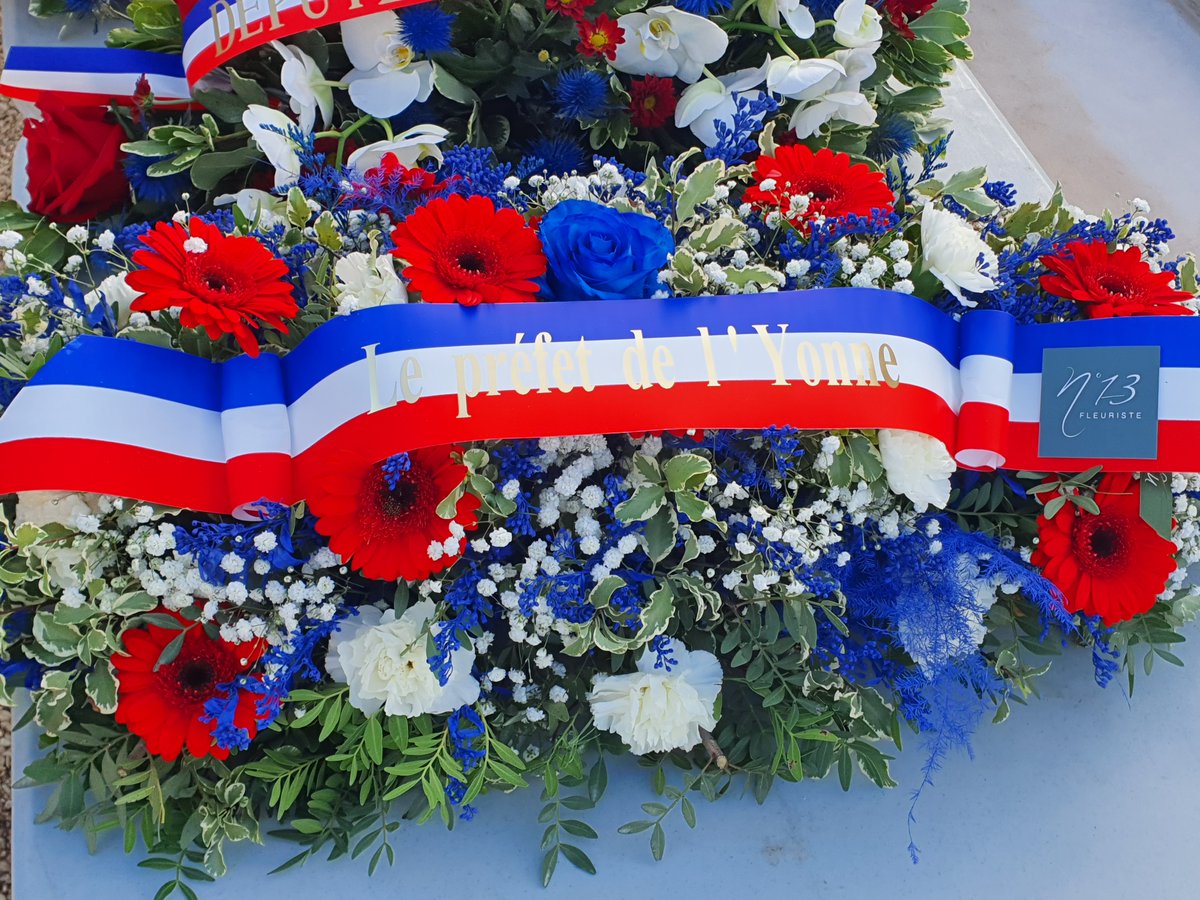 Prefet89's tweet image. 🇫🇷 Ce 9 novembre, nous commémorons le 54e
anniversaire de la mort du général de #Gaulle. Une cérémonie en son honneur s'est tenue à #Auxerre, présidée par la directrice de cabinet du préfet de l'#Yonne, en présence des autorités civiles et militaires.
#DevoirDeMémoire #Hommage