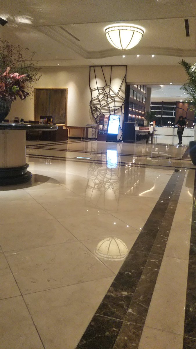 Eaaaaahn's tweet photo. 経営者仲間と会食

自分は付き合い悪いから
たまには、良いかと。

何年ぶり？(笑)

#名古屋マリオットアソシアホテル https://t.co/c6EJF3XaGI
