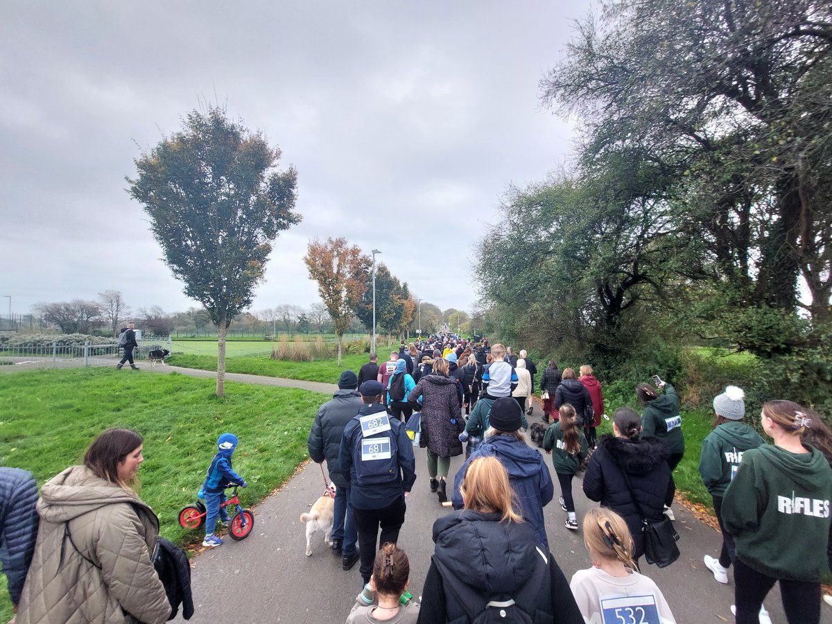michaeljtozer's tweet photo. #poppywalk Plymouth completed. Thank you @PoppyLegion for organising this  event today. https://t.co/RkU0chPtv8