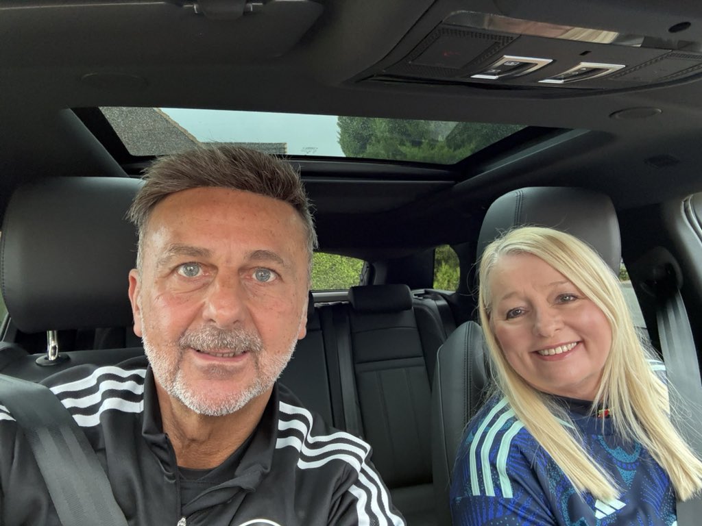NigeSlatcher's tweet photo. Departing a drizzly county Durham bound for Elland Road with Mrs S. Definitely need a Leeds win today…….. here’s hoping!😉#ALAW https://t.co/I3ERQCbMjV