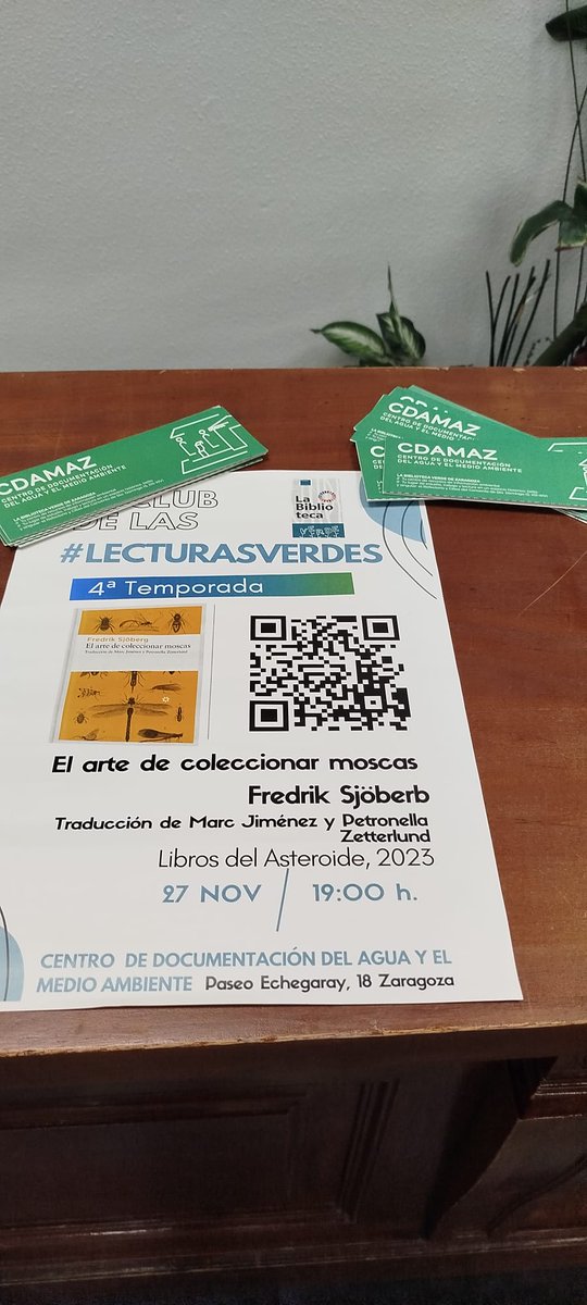 CDAMAZ's tweet photo. El club de las #LecturasVerdes del CDAMAZ con nuestra compañera Marga Muñoz compartiendo experiencias en el I Encuentro de clubes de lectura de la provincia de Zaragoza
Mesa redonda con Eva Cosculluela #Calatorao @zaragozaromana
@ZGZBibliotecas
Hablamos de clubes @RECIDANET 💚 https://t.co/842IPUmNl2