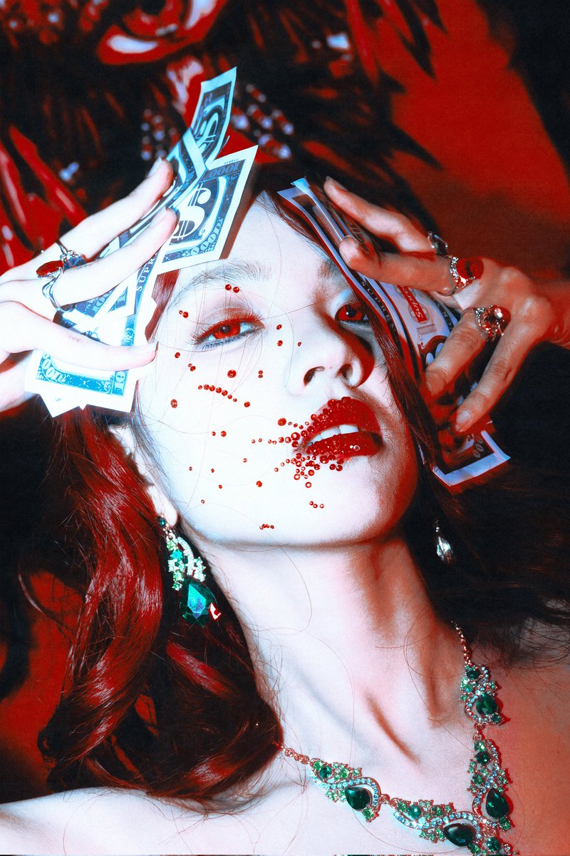BeixiParticle's tweet photo. Greedy
（my work ）
#photographers #photograph #body #bodypositivity #makeup #red #写真で伝える私の世界 #写真好きな人と繫がりたい #写真撮影 #magzine #art #artist #vogue #voguemagazine https://t.co/E4zO6KEVf8