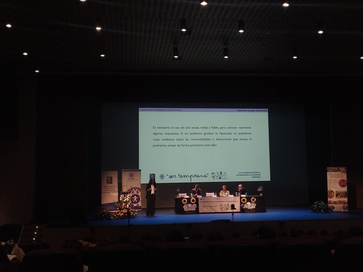femfisio's tweet photo. María pone el acento en la definición del concepto de hipotonía y la poca evidencia científica de calidad en relación a ella. https://t.co/hJeYTUhOFY