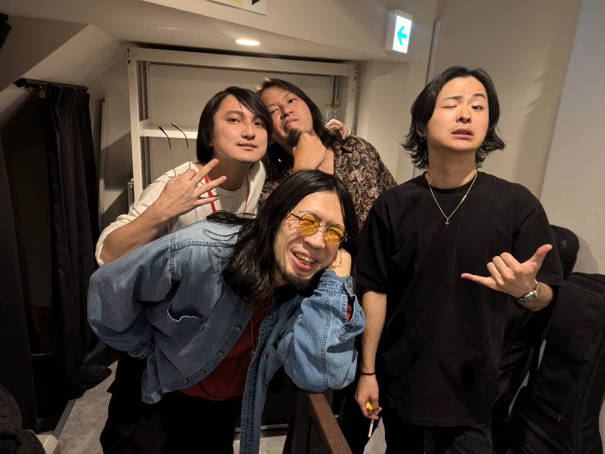 Ruby Seaside
Blow the instability
:::presents:::

【⚡️kairen.Fes.2024⚡️】

CLAPPER side

21:30~

Blow the instability (<a href="/Bti_osaka/">Blow the instability</a> )

#kairenfes #kairenfes2024