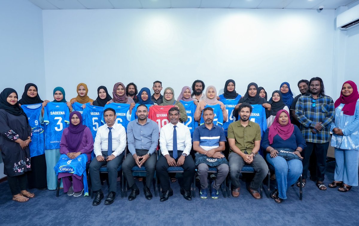 storcmv's tweet photo. Jersey Handover - Mercantile  Inter-office Company Volleyball Championship 2024!

The Tournament will be held in HDC Volley Court,Hulhumale  from 10th - 15th November 2024.

Let the games begin!

#ekuekee #storc2024 #InterOffice #volleyball https://t.co/nvyvKDerqO