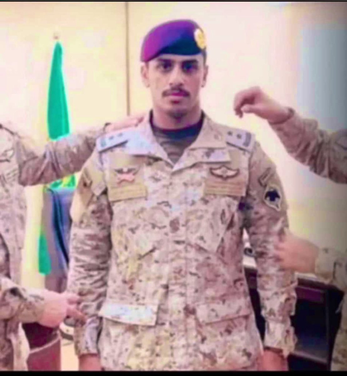 althoryalsaudi's tweet image. #الضباط_السعوديين
الغدر  من  شيمة  الزيدي
ماهي جديدة على أبو قات

دائم وأنا أقول واعيدي
مال الوطن غير ابو الوقفات

شهادتك تعتبر عيدي
واللي وقف وقفتك ما مات

عايش مع الناس ويزيدي
ذكره يكرر مع الأوقات

الله  يرحمك  يا وليدي
ويسكنك عالي الجنات.💔
#المنطقة_العسكرية_الأولى #السعودية