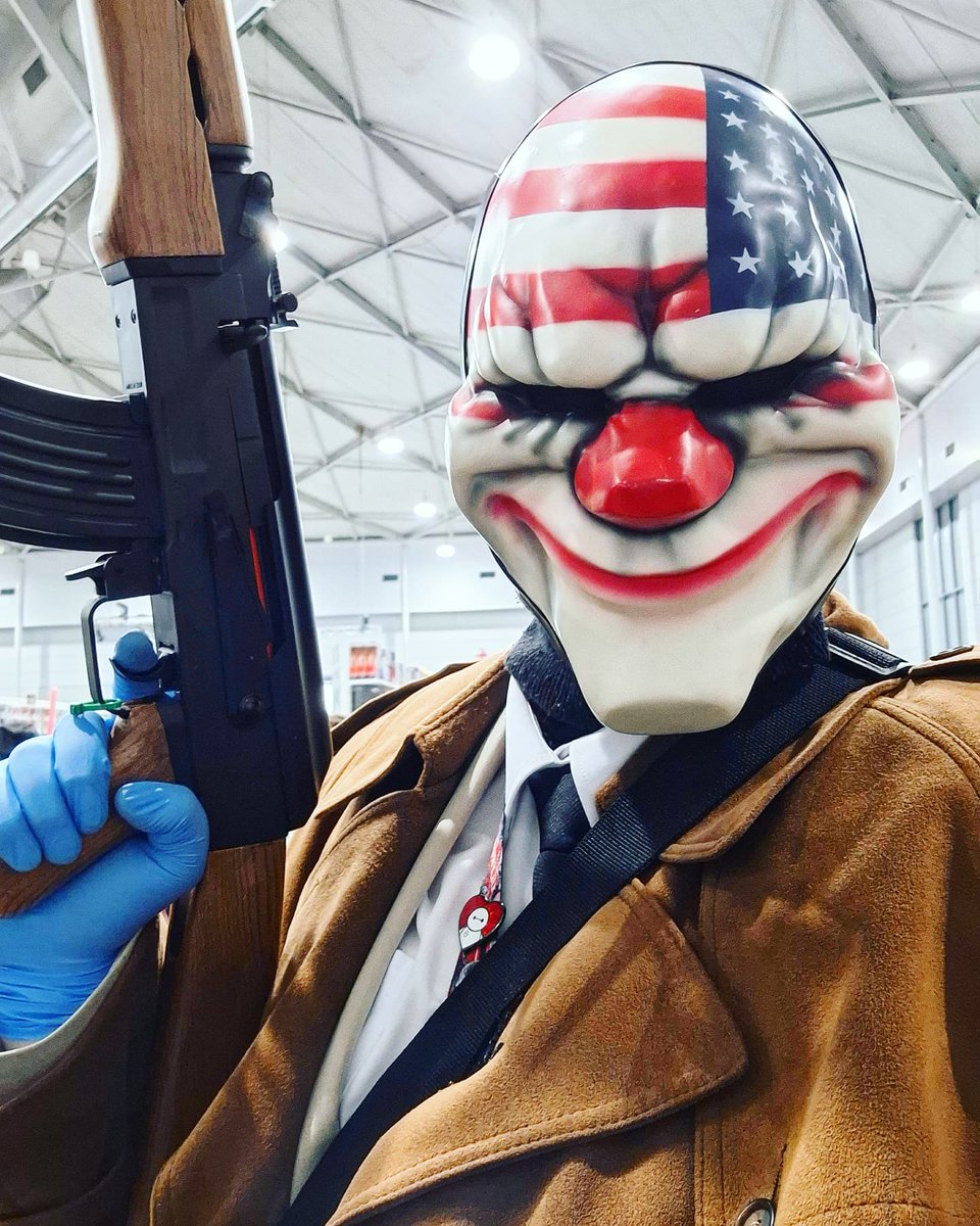 aussieduck21's tweet photo. My favourite pics from Supanova Brisbane and my first time cosplaying as Payday 3 Dallas! I won't be cosplaying as this Dallas again for a while... it was hot, heavy and made me very sore, but it was worth it! 😎🤘

@EricEtebari  @PAYDAYGame @OVERKILL_TM 

#payday3 https://t.co/y9zK0HegM0