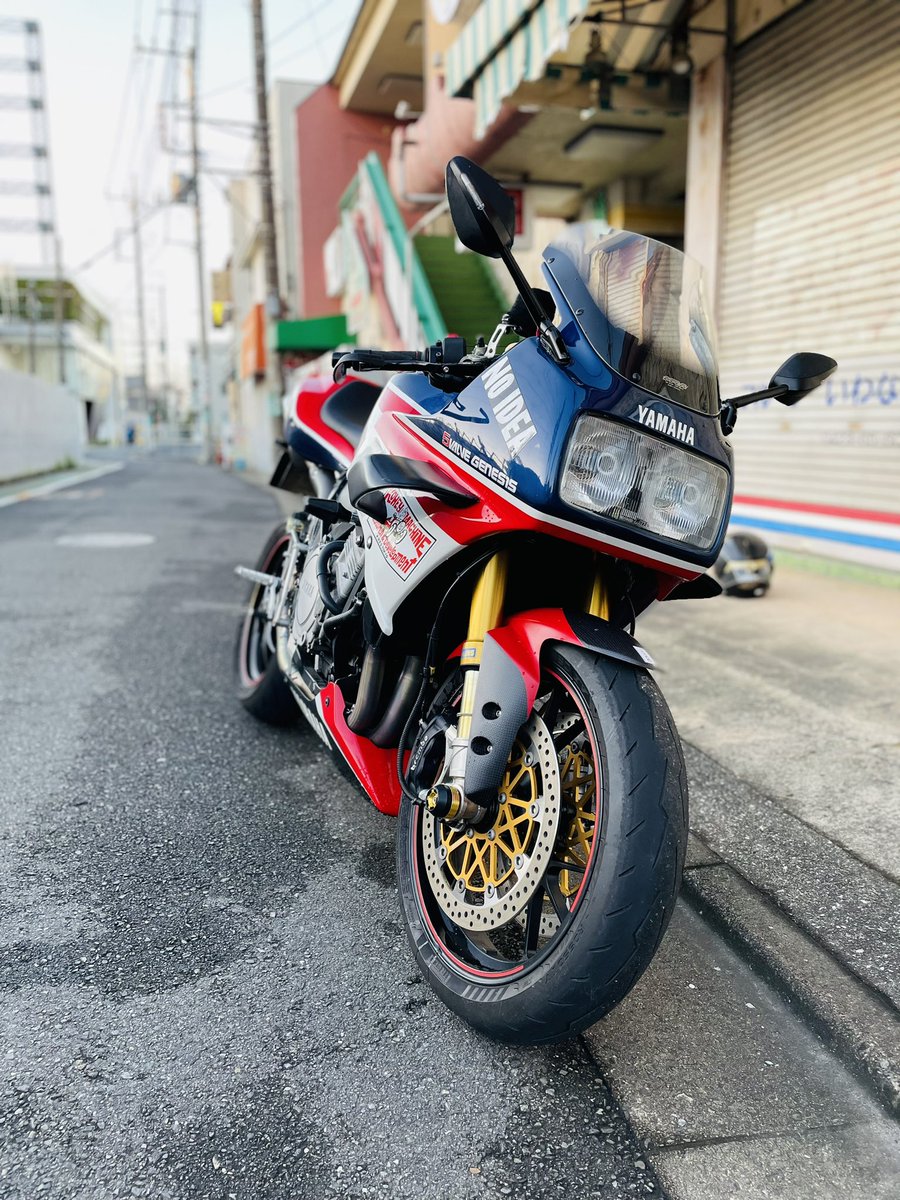 jazz_flh's tweet photo. 寝坊しても写真撮ってから出発しました📷

#FZ996R https://t.co/HV8kYMhzeQ