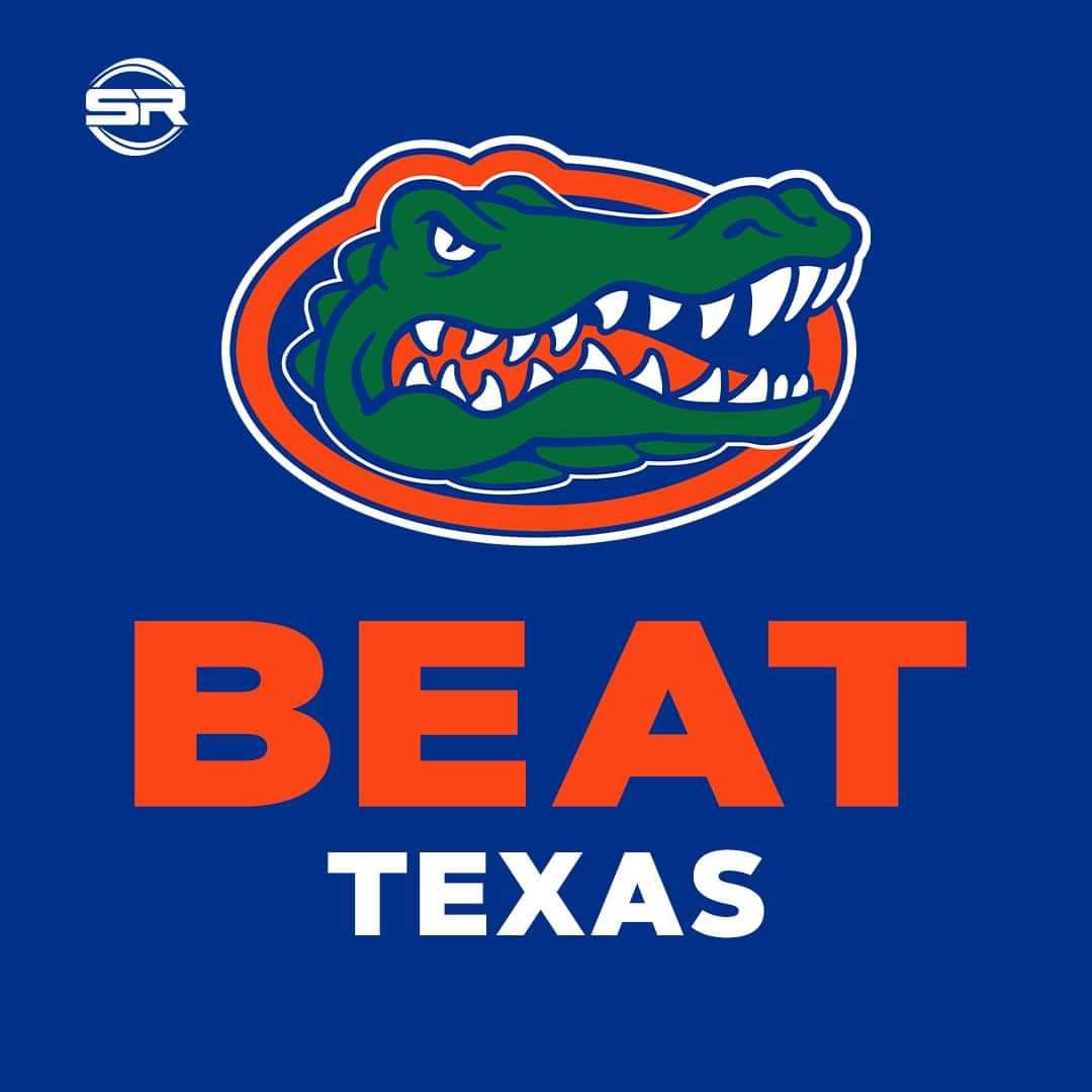 GatorChompXX's tweet image. CHOMP CHOMP 🐊🐊🐊