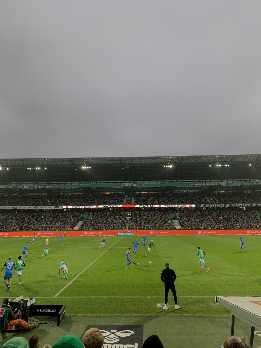 Viertes Heimspiel bei dem ich bin, um das erste Mal jubeln zu können 🥹💚